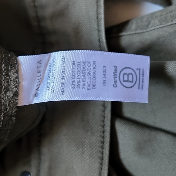 Athleta Summit Cargo Pants Size 2 - Picture 11 of 14